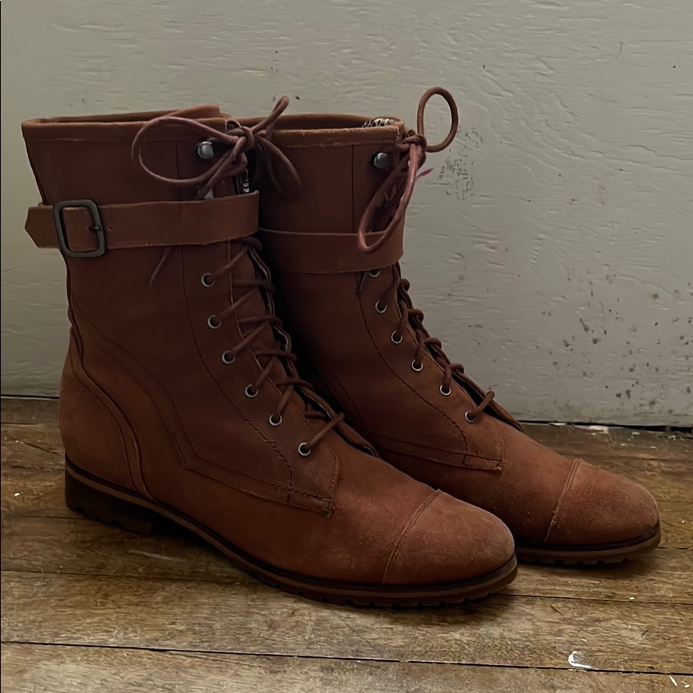 Women’s Wolverine 1883 Heritage Rose Suede Boots